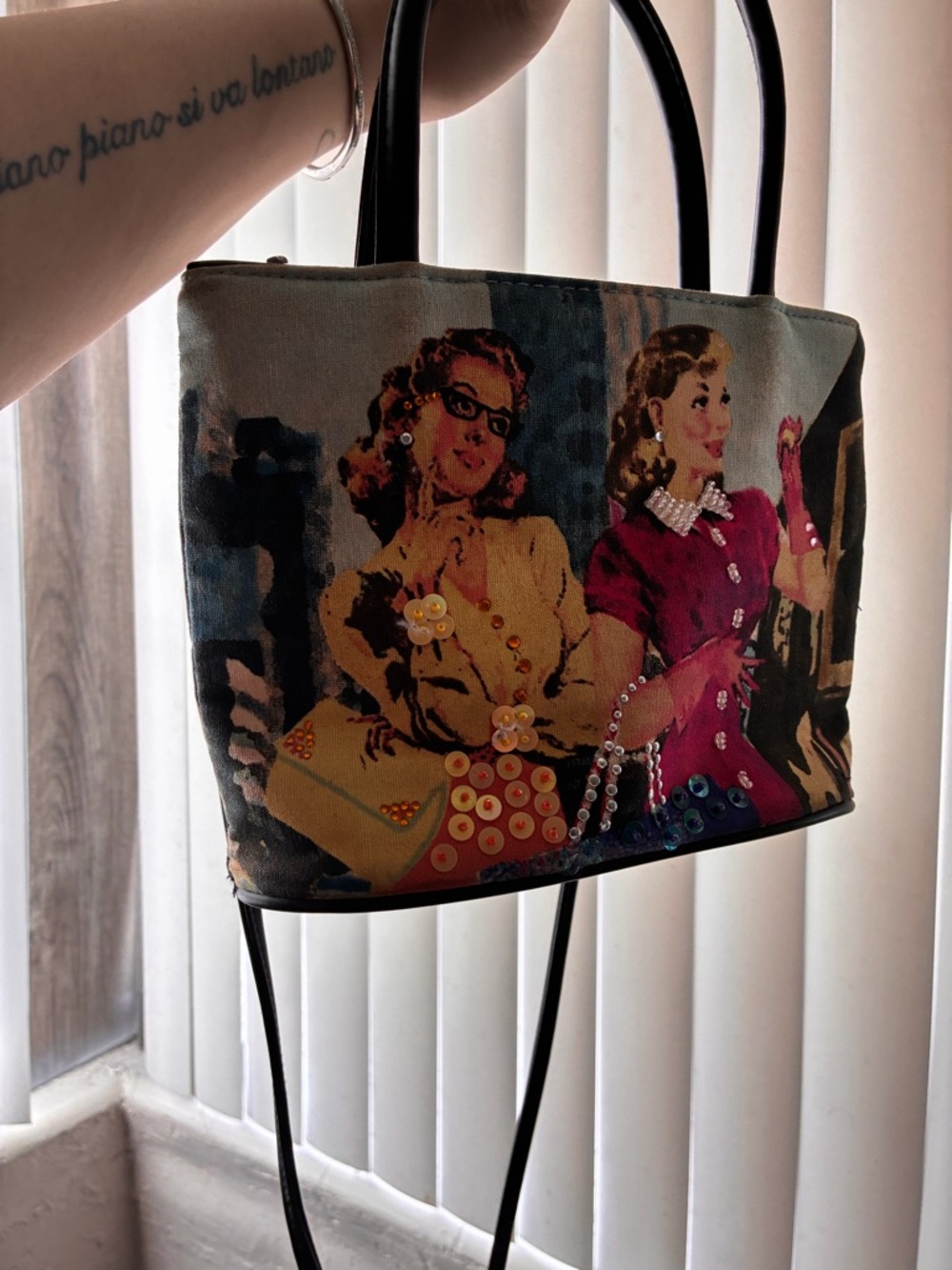 Vintage-Inspired Pink Graphic Tote Bag - Picture 4 of 4